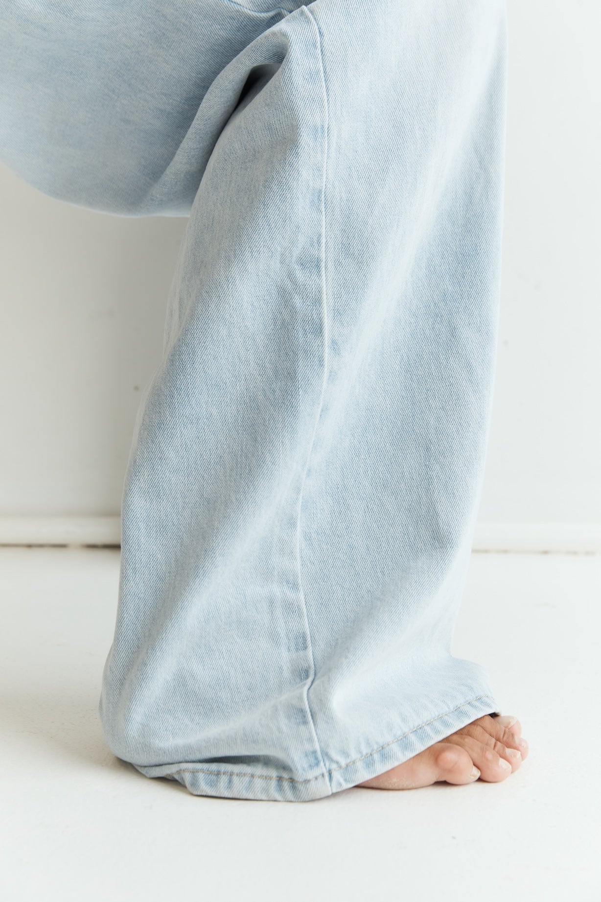 light blue 14oz denim jeans