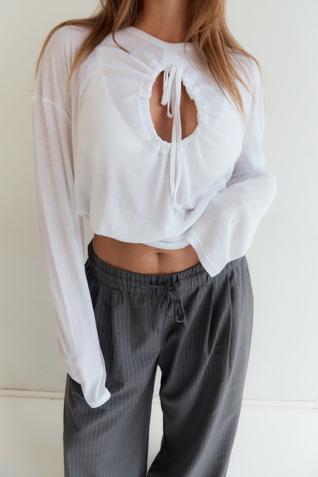Cut Out L/S - White